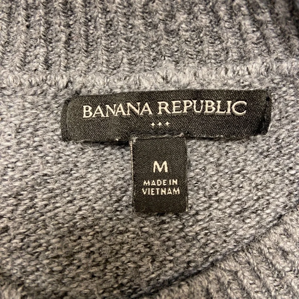 Banana Republic Sweater Mens Medium Heather Gray Knitted Ribbed Hem Winter Wear